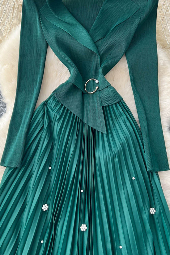 Elegant Pleated Midi Dress