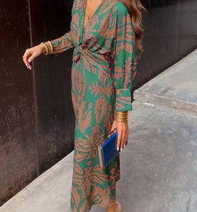 Patterned Long Sleeve Knotted Dress