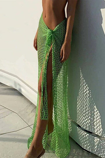 GREEN
