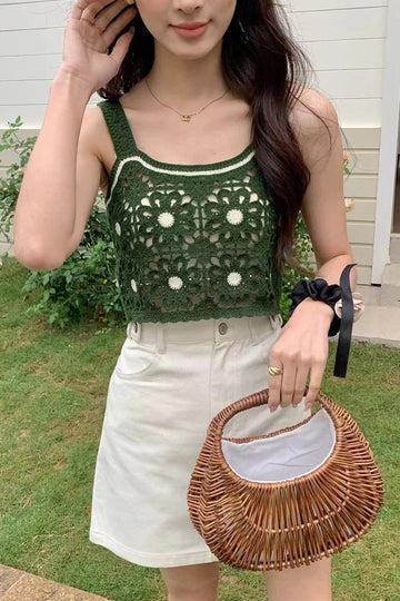 GREEN