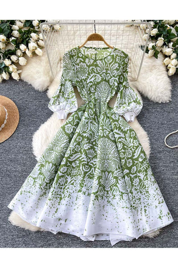 GREEN