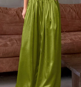Relaxed Wide-Leg Pants