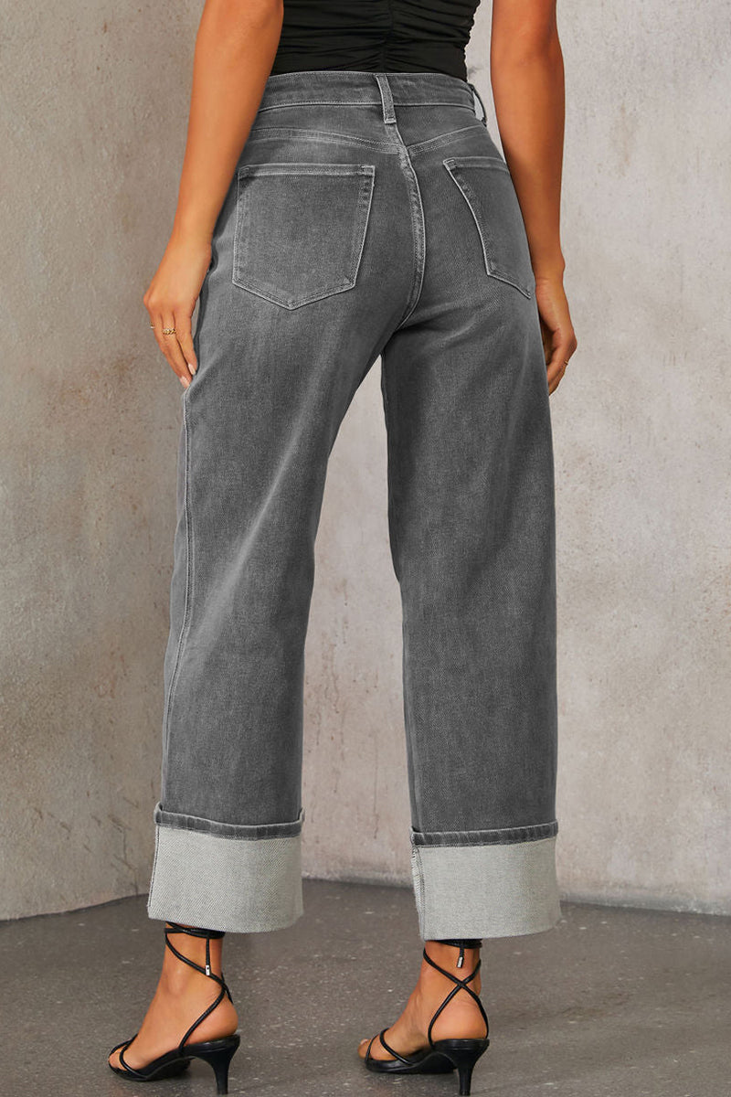 Chic Straight-Leg Jeans for Effortless Style