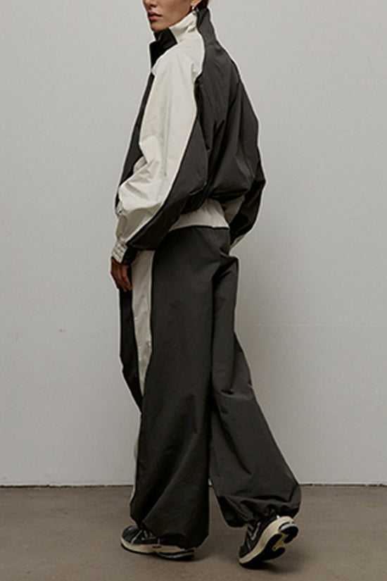 Stylish Activewear Set with Jacket and Pants