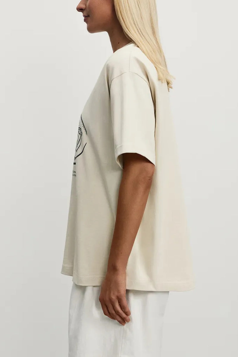 Oyster Club Graphic T-Shirt
