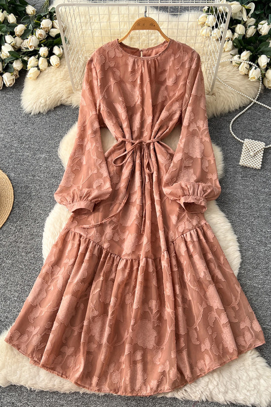 Elegant Tie-Waist Casual Dress