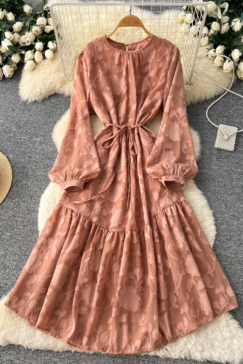 Elegant Tie-Waist Casual Dress