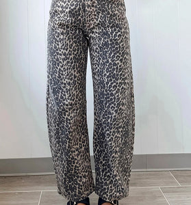 Leopard Print Barrel Jeans