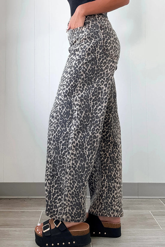 Stylish Leopard Print Straight Jeans