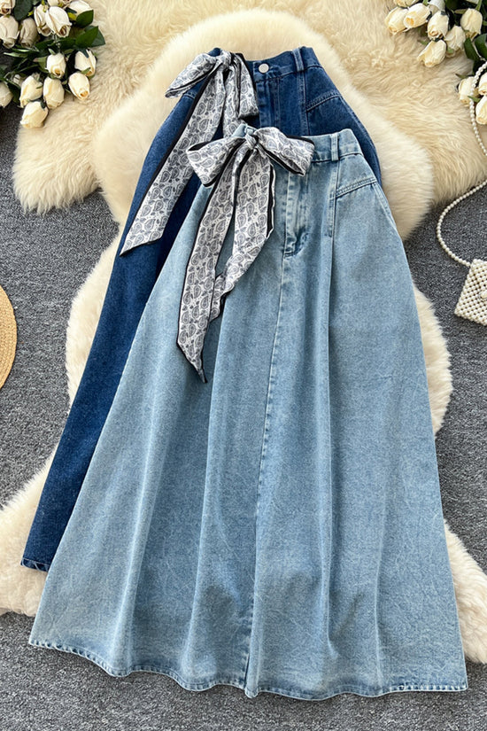 Stylish Denim Skirt with Bow Accent