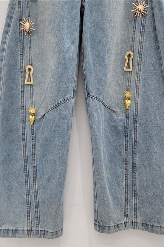Embellished Barrel Jeans with Accents