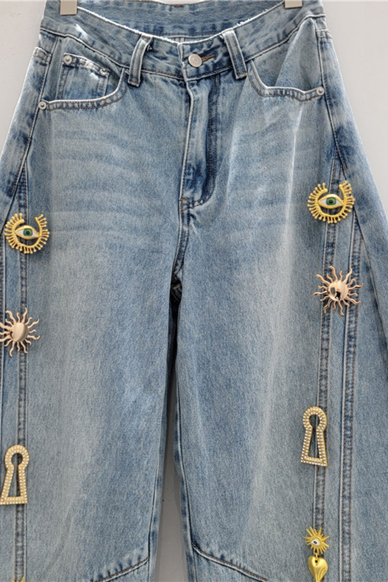 Embellished Barrel Jeans with Accents