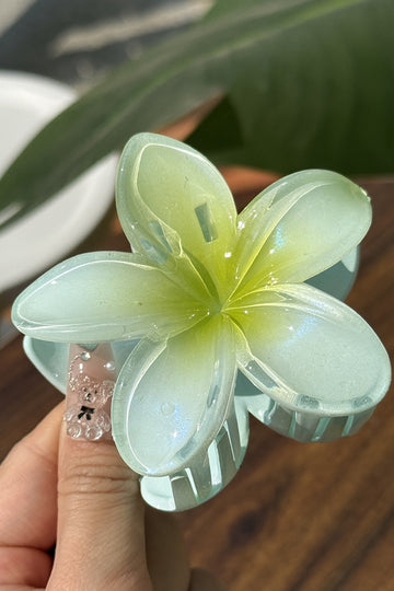 LIGHT GREEN