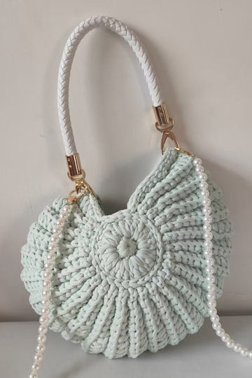 LIGHT GREEN