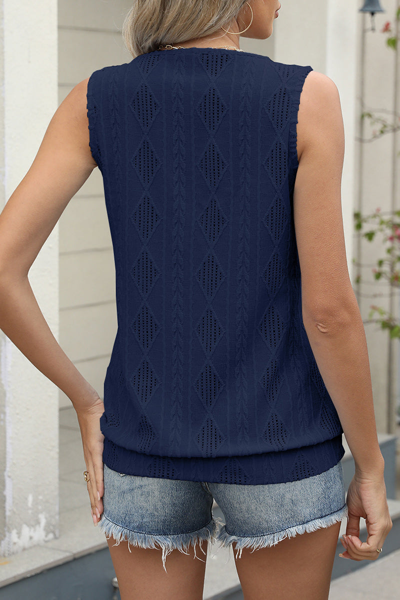 Sleeveless Diamond Pattern Lace Tank