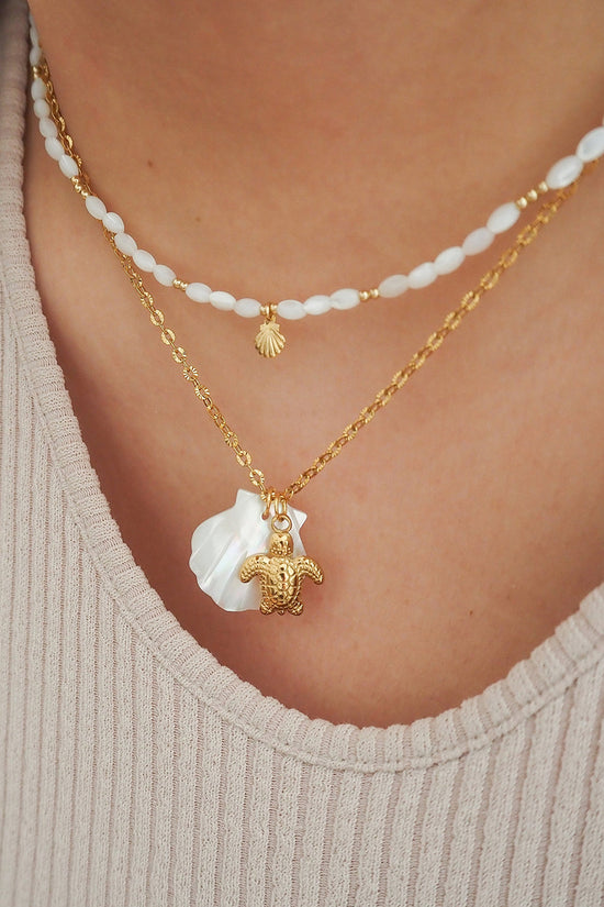 Shell and Starfish Pendant Necklace