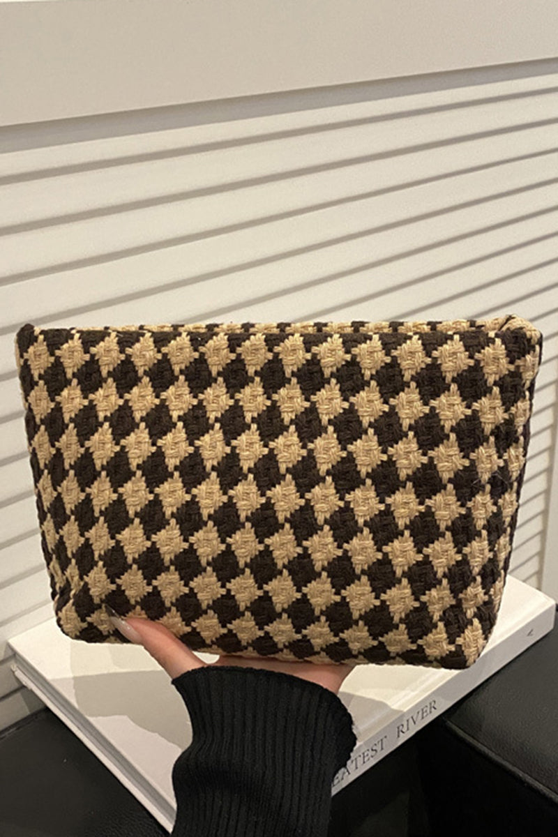 Geometric Pattern Clutch Bag