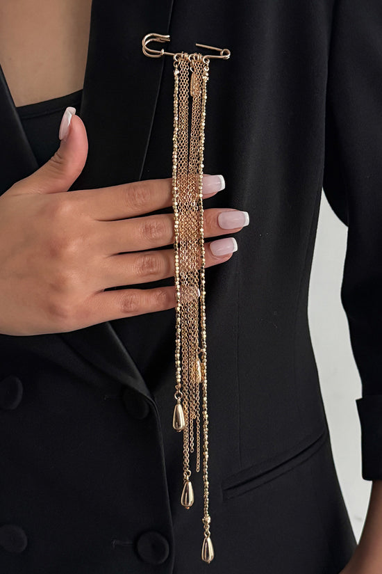 Elegant Pin Brooch with Chain Detail