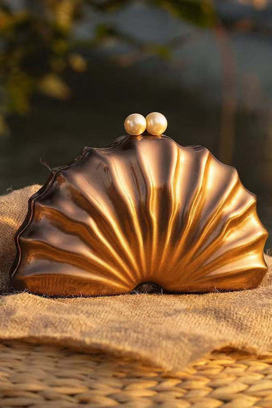 Elegant Shell Clutch with Pearl Accent