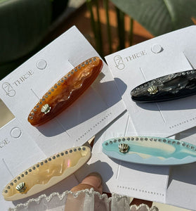 Elegant Shell Hair Clip
