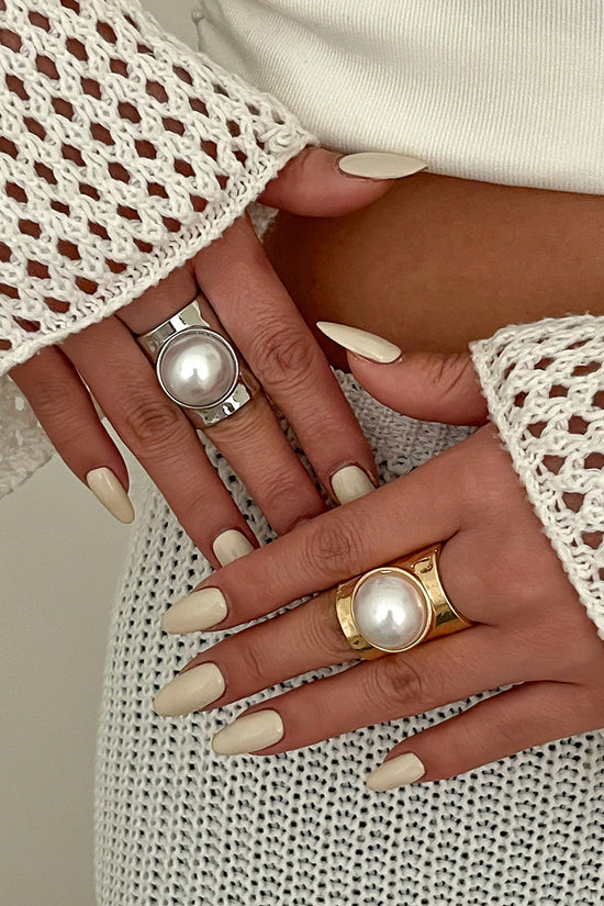 Sculpted Pearl Statement Ring
