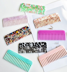 Elegant Wide-Tooth Hair Comb