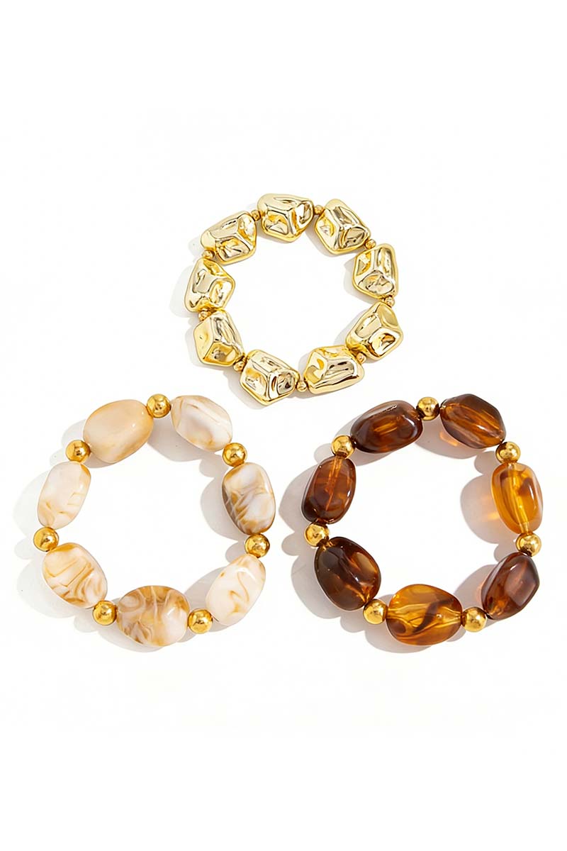 Chunky Pearl and Gold Bracelet