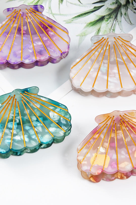Shell-Shaped Hair Claw