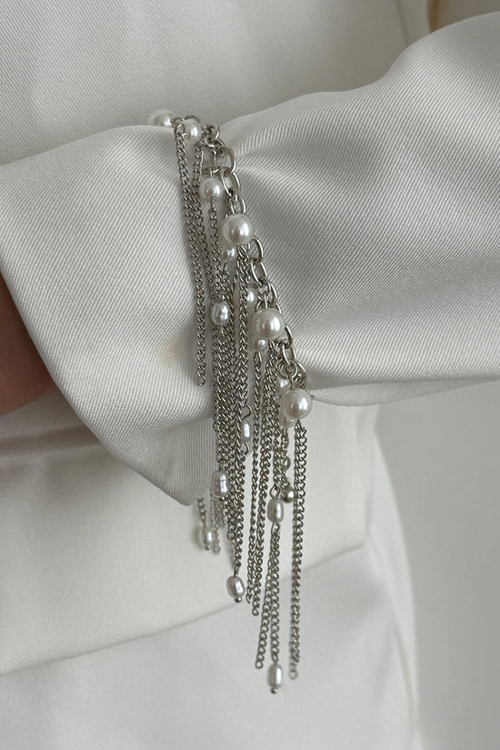 Elegant Draping Chain Bracelet
