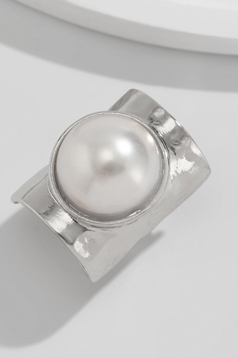 Sculpted Pearl Statement Ring