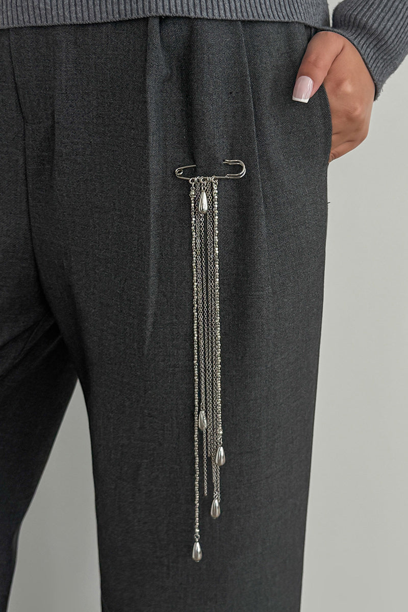 Elegant Pin Brooch with Chain Detail