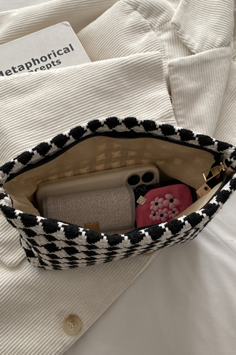 Geometric Pattern Clutch Bag