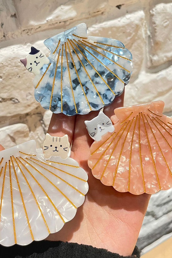 Cat Shell Patterned Hair Clip