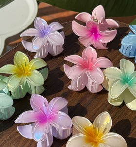 Tropical Floral Hair Claw