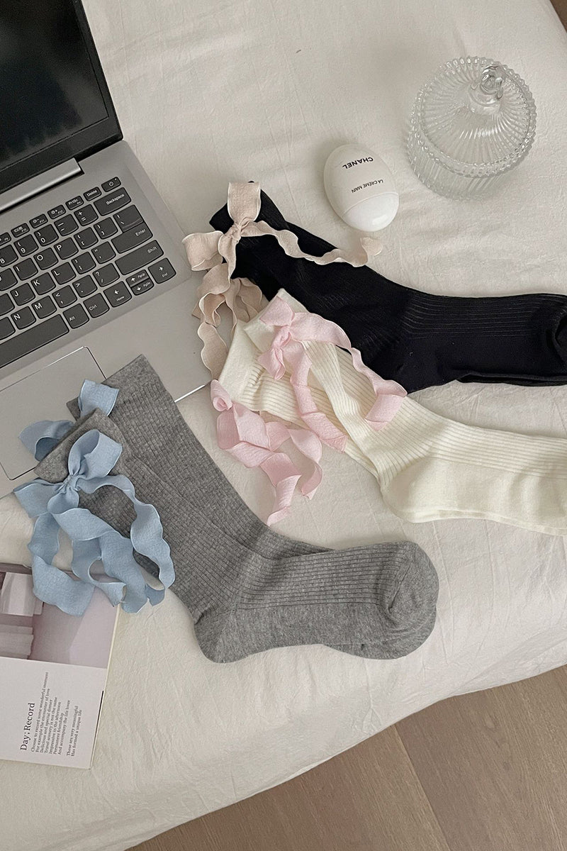Ribbon-Trimmed Ankle Socks