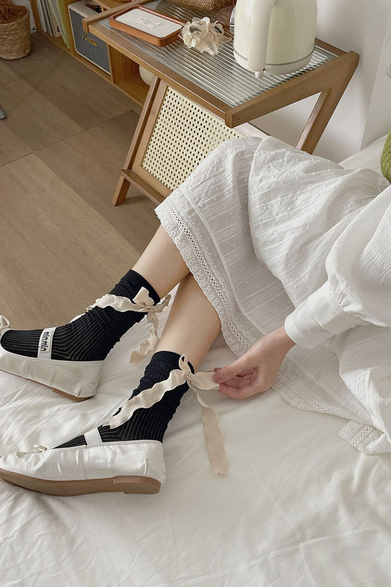 Ribbon-Trimmed Ankle Socks