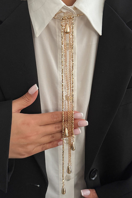 Elegant Pin Brooch with Chain Detail