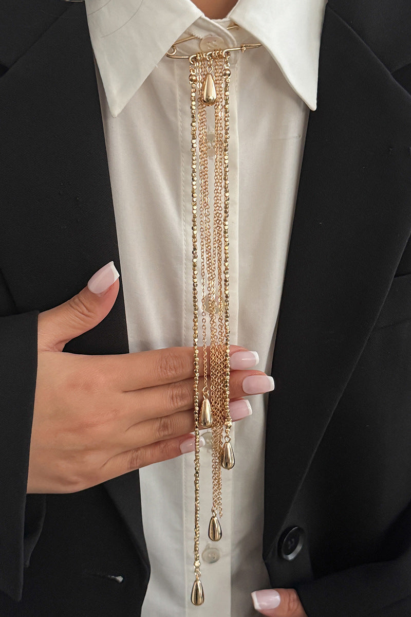 Elegant Pin Brooch with Chain Detail