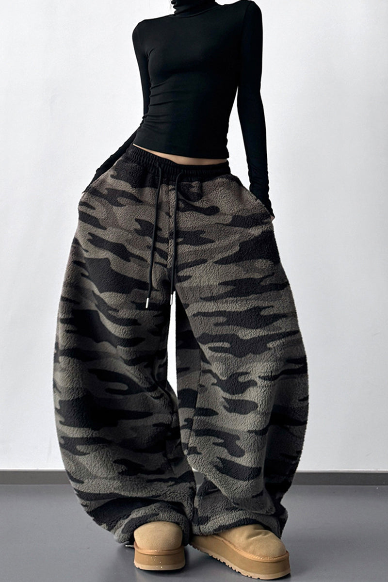 Wide-Leg Camouflage Casual Pants
