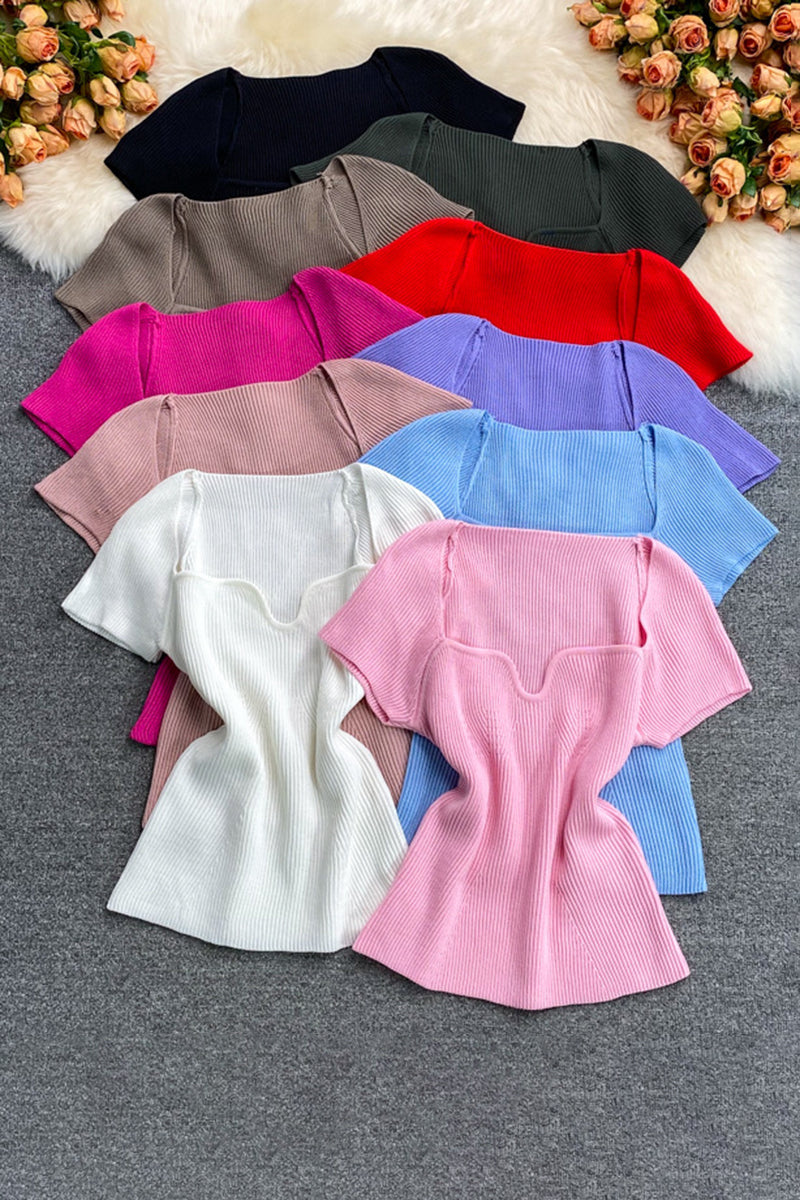 Ribbed Knit Scallop Neck Tee