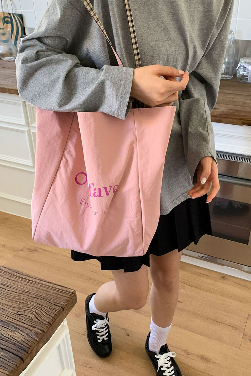 Stylish Checkered Tote Bag