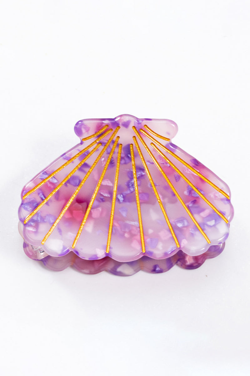 Shell-Shaped Hair Claw