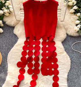 Circle Accent Sleeveless Top