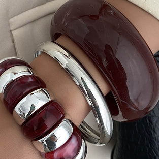 Sleek Polished Bangle Bracelet