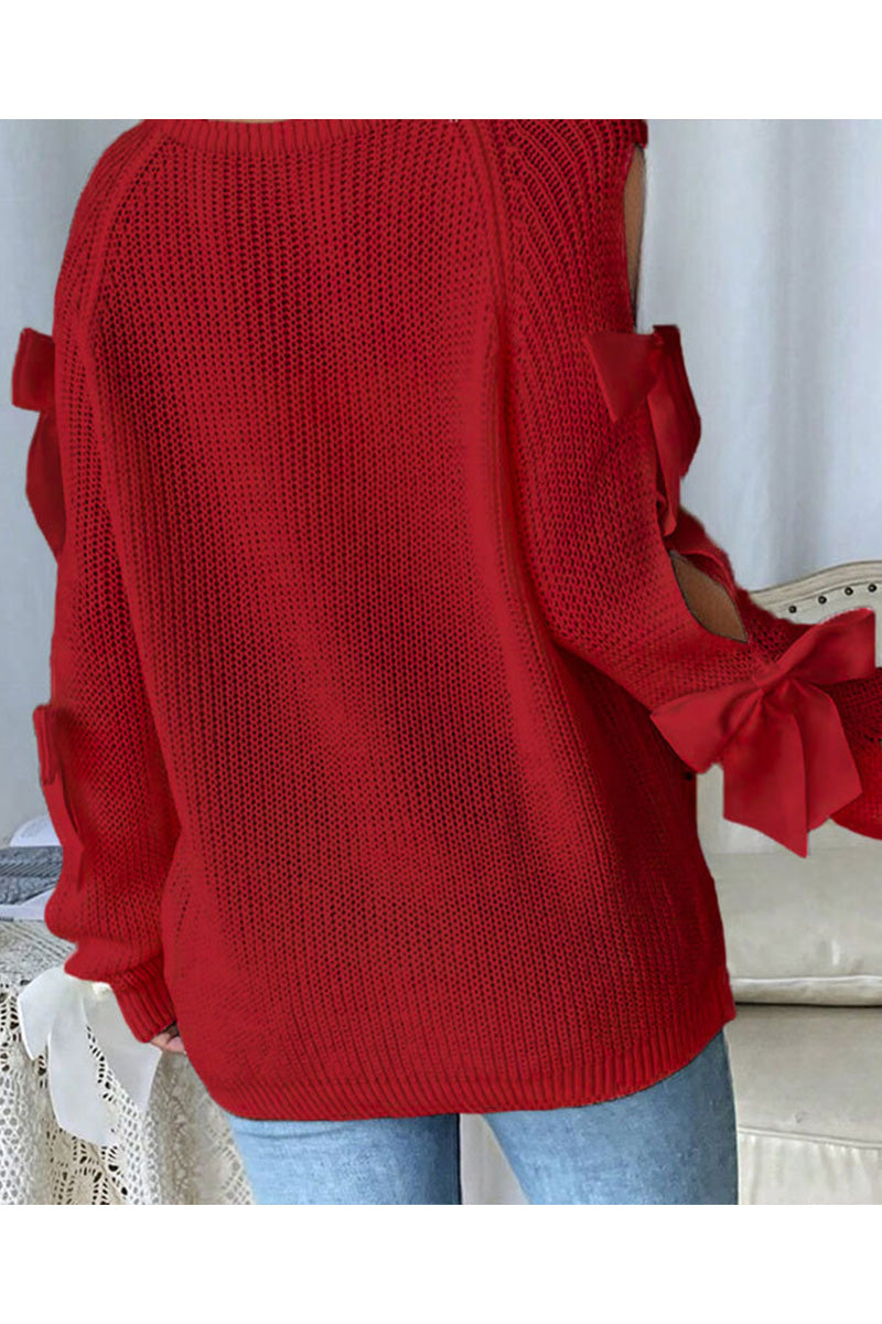 Elegant Bow-Detail Sweater with Cutouts