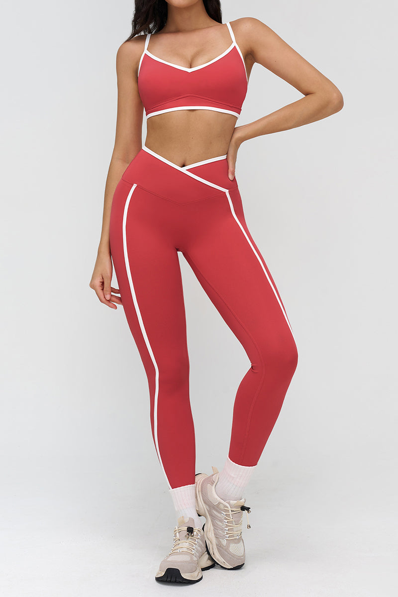 Dynamic Workout Set with Contrast Trim