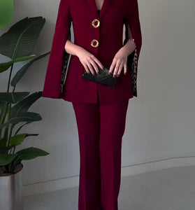 Elegant Buttoned Blazer and Pants Set