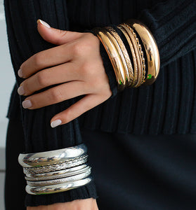 Elegant Gold Bangle Bracelet Set