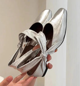 Elegant Knot-Tie Ballet Flats
