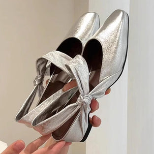 Elegant Knot-Tie Ballet Flats